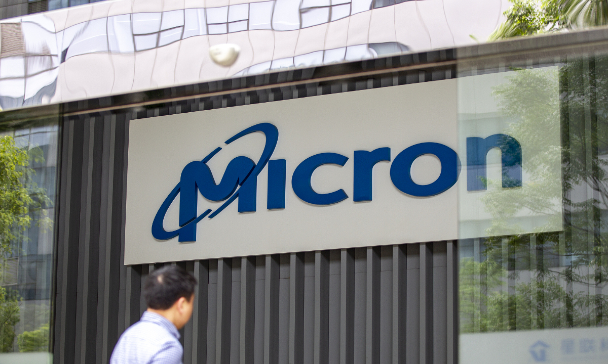 Serangan tersebut langsung terjadi