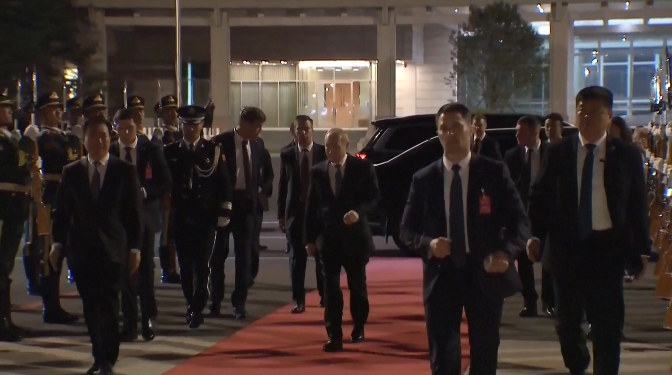 Putin Akhiri Kunjungan ke Tiongkok dan Tinggalkan Beijing