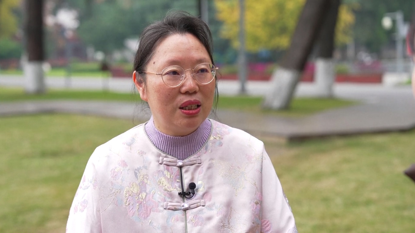 Festival Tahun Baru Qiang adalah festival tradisional yang paling agung dan terpenting bagi kelompok etnis Qiang