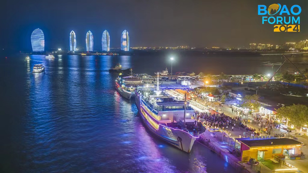 Menurut data bea cukai baru-baru ini Efisiensi bea cukai di tempat secara keseluruhan dari kapal pesiar meningkat dari 832 orang per jam pada pelayaran pertama menjadi 2000 orang per jam