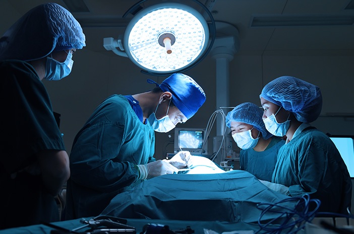 Tiongkok dikabarkan sedang menguji coba asisten AI untuk ahli bedah saraf di tujuh rumah sakit di Beijing dan kota-kota lain dalam beberapa bulan mendatang