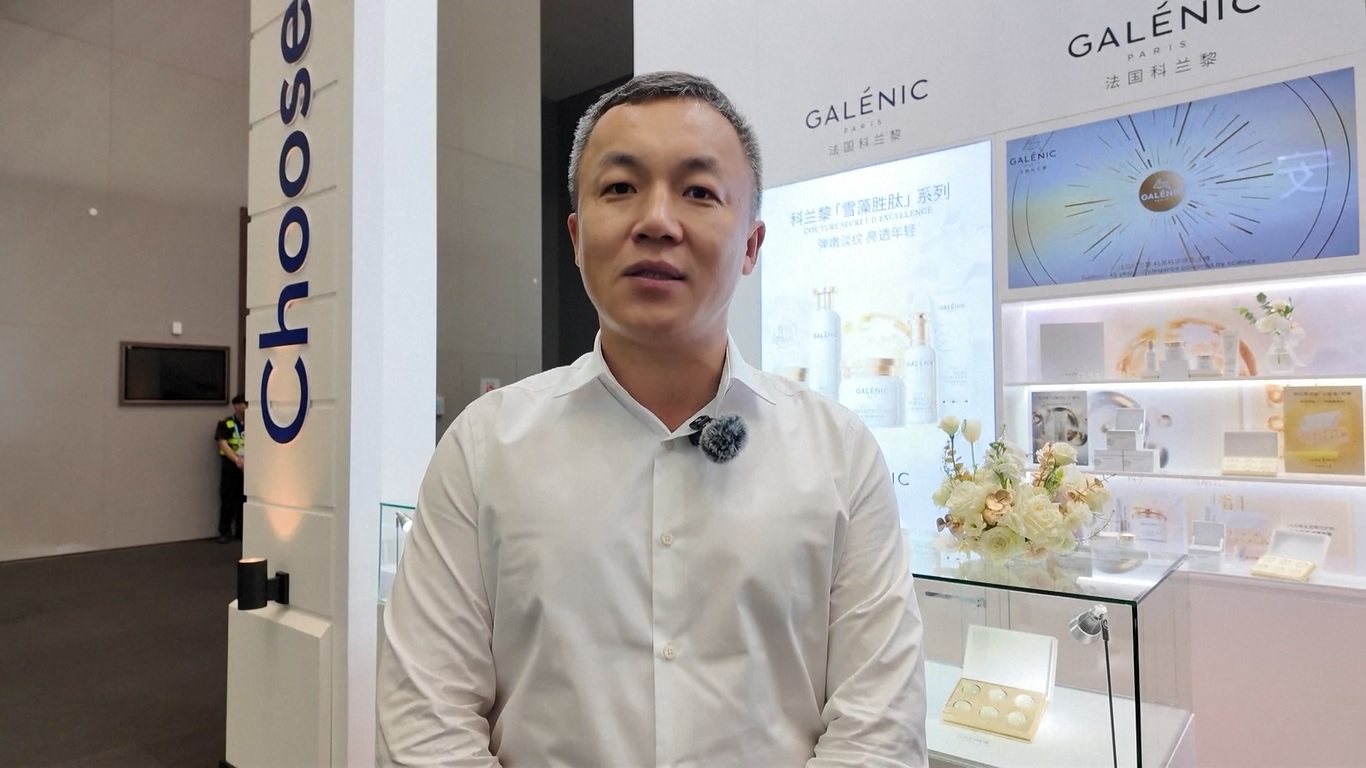 Perusahaan-perusahaan Prancis telah mengerahkan kehadiran mereka di pameran tahun ini dalam rangka merayakan 60 tahun hubungan diplomatik antara Tiongkok dan Prancis sekaligus berkontribusi untuk memperdalam kerja sama perdagangan