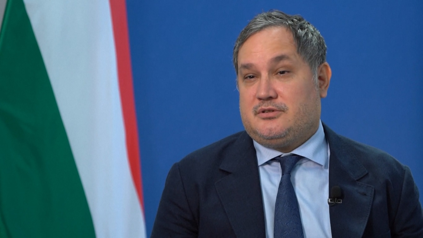 Menteri tersebut menambahkan bahwa menaikkan tarif dan langkah-langkah proteksionis lainnya tidak akan meningkatkan daya saing global perusahaan-perusahaan Uni Eropa