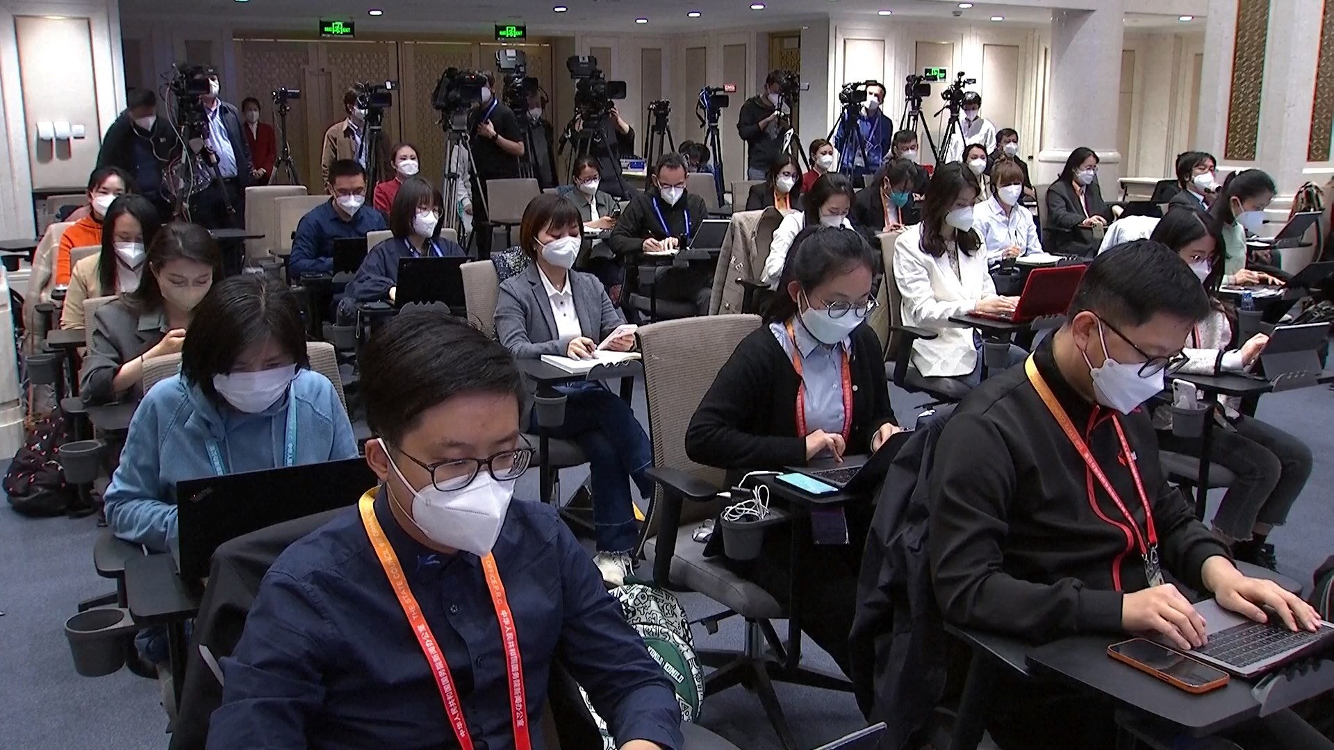 Tidak ada bukti ilmiah yang tersedia saat ini untuk mengklarifikasi asal sebenarnya dari virus corona