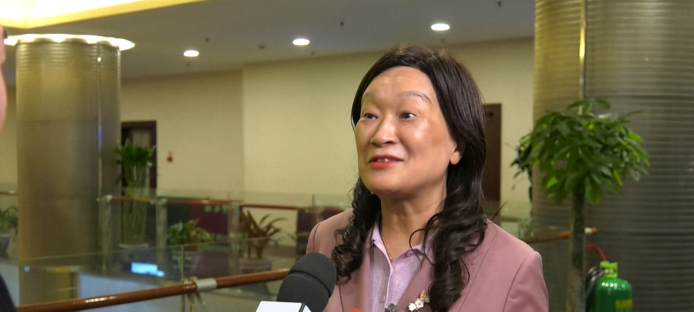 Para Anggota CPPCC Bahas Perkembangan AI di Tiongkok, Bayangkan Masa Depan Baru untuk Ekonomi Cerdas