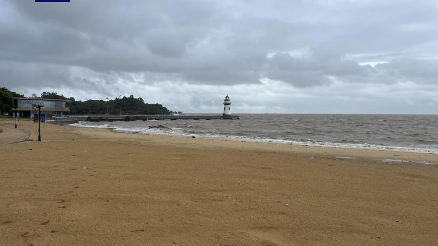 Saola diperkirakan akan membawa angin kencang dan hujan lebat ke wilayah selatan dan pesisir Guangdong dari Sabtu hingga Minggu(3/9) menurut observatorium meteorologi setempat