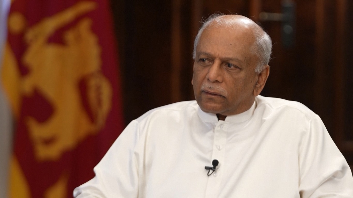 Atas undangan Perdana Menteri Tiongkok