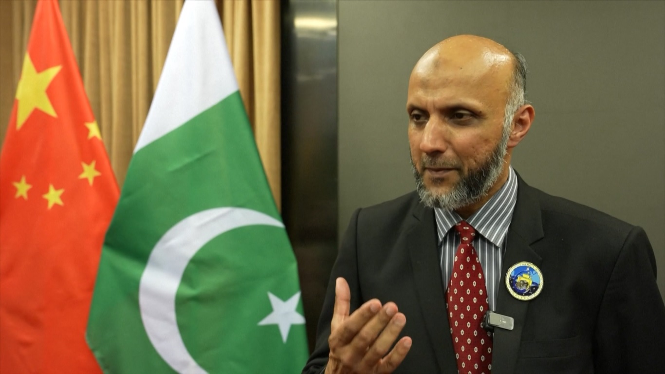 Upacara serah terima data diadakan pada hari Jum'at (10/5) di Beijing