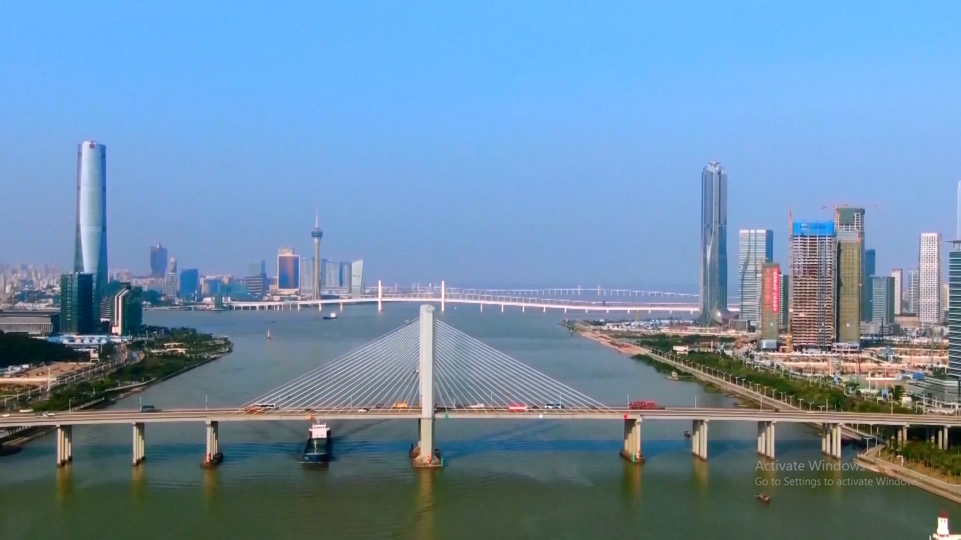 Masyarakat di Daerah Administratif Khusus (Special Administrative Region/SAR) Hong Kong Tiongkok dan SAR Makau menyatakan keyakinan kuat untuk memiliki masa depan yang lebih cerah di Wilayah Teluk Besar Guangdong-Hong Kong-Makau di bawah kepemimpinan Presiden Xi Jinping setelah dengan suara bulat terpilih sebagai presiden Tiongkok