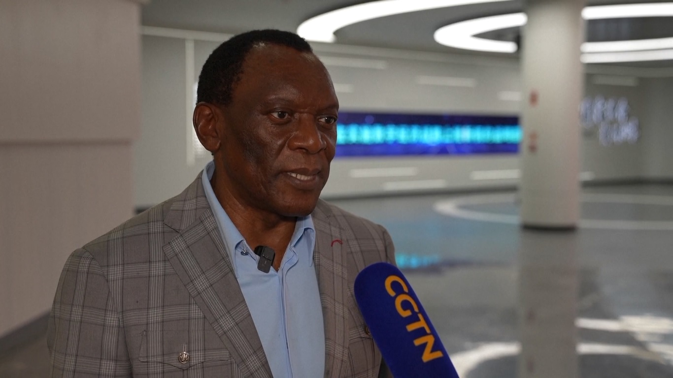 Delegasi juga mengunjungi pertanian pintar untuk melihat bagaimana pertanian ditransformasikan melalui inovasi teknologi digital dan mendukung ekonomi lokal