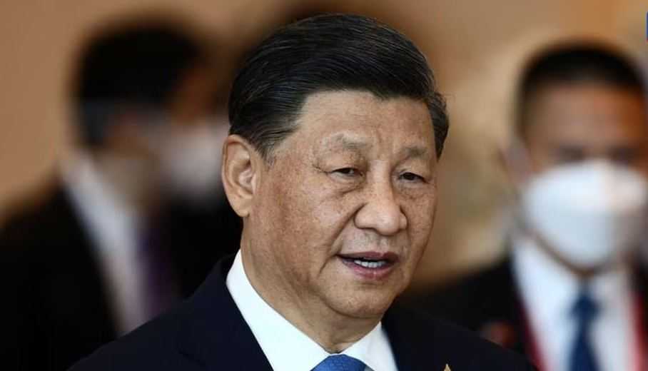 Xi Jinping menyampaikan ucapan selamat kepada para pemimpin berbagai partai demokrat dan Asosiasi Dagang dan Industri Seluruh Tiongkok yang baru terpilih
