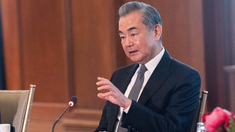 https://newsuscgtncom/news/2023-10-29/Wang-Yi-holds-talks-with-members-of-U-S-strategic-community-1ohNSColCCs/indexhtml