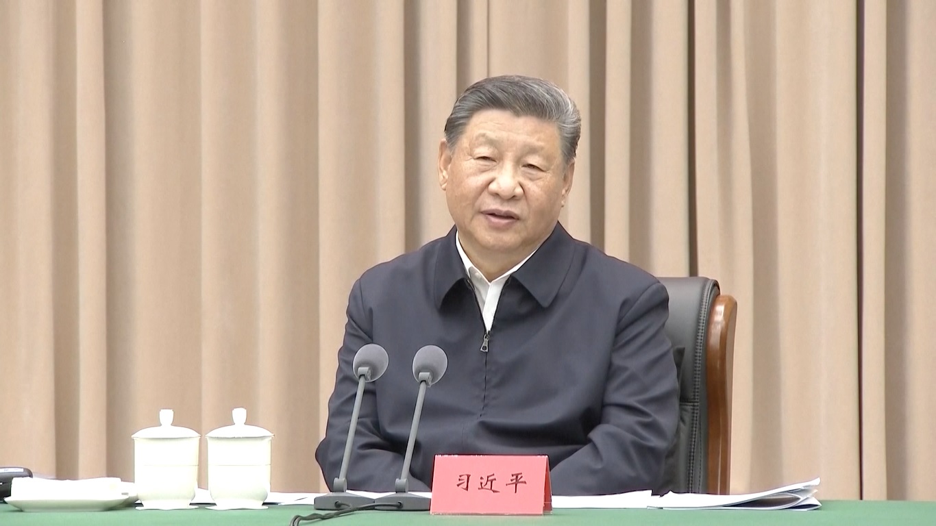 Xi menyampaikan pernyataan tersebut setelah mendengar laporan kerja dari komite provinsi PKT Hainan dan pemerintah provinsi di kota pesisir Sanya