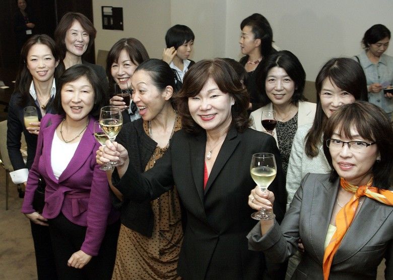 Penurunan angka pernikahan di Indonesia bisa terjadi akibat perubahan paradigma