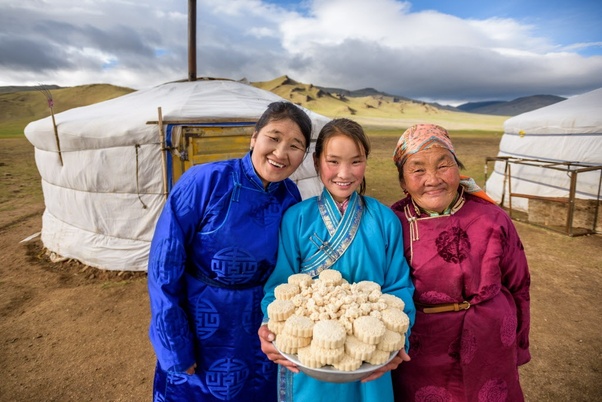 Mongolia Dalam yang terletak di Tiongkok memiliki populasi sekitar 6