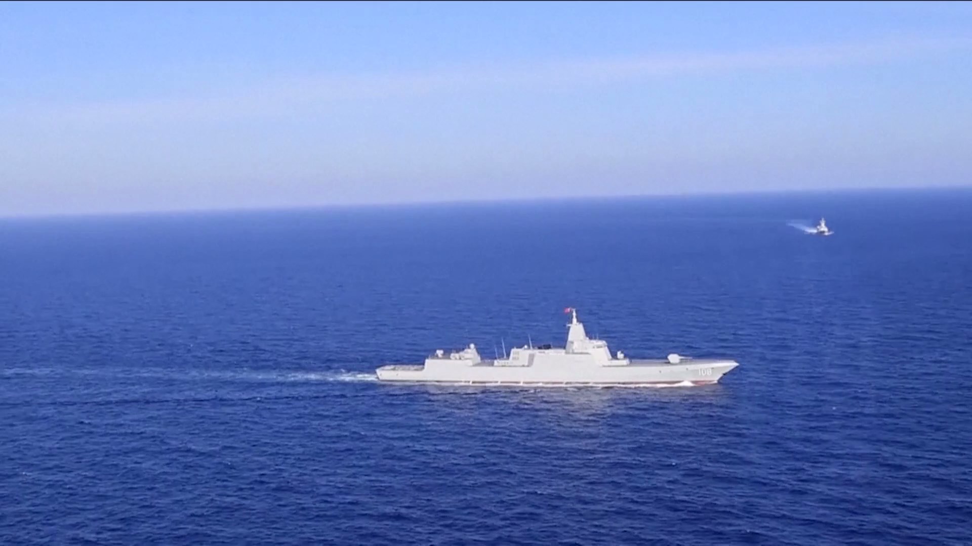 Peralatan tempur utama Angkatan Laut Tiongkok telah menjalani penelitian dan pengembangan pesat 75 tahun setelah didirikan