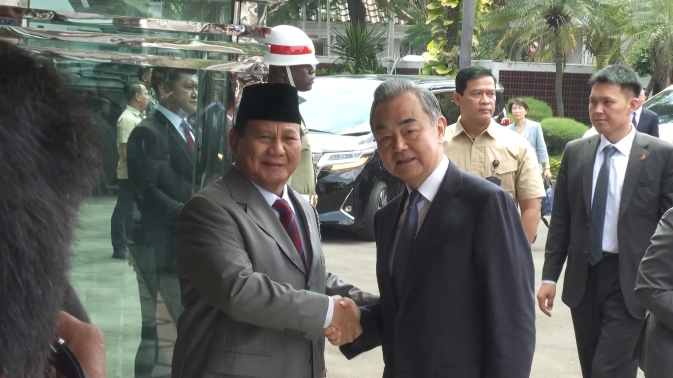 Prabowo berterima kasih kepada pihak Tiongkok atas sambutan yang hangat dan penuh perhatian untuk kunjungannya yang singkat namun mengesankan dan bermanfaat