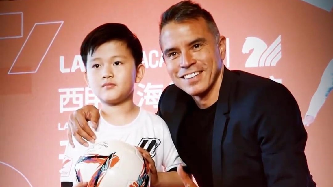 Bekerja sama dengan Tingho Holding akademi ini akan merekrut talenta-talenta muda sepak bola di bawah usia 17 tahun