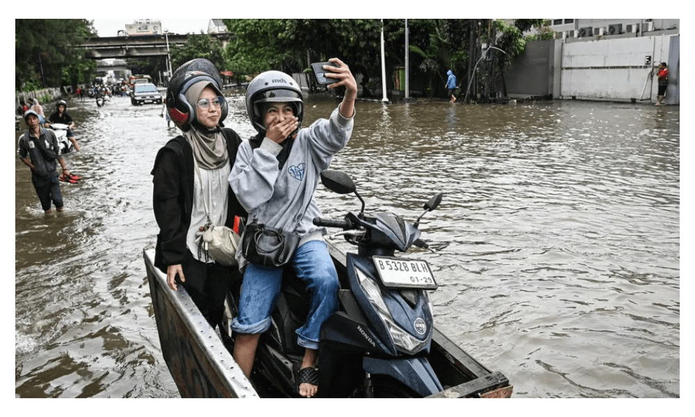 BMKG: Waspada Cuaca Ekstrem, Mayoritas Wilayah Indonesia Diprediksi Diguyur Hujan