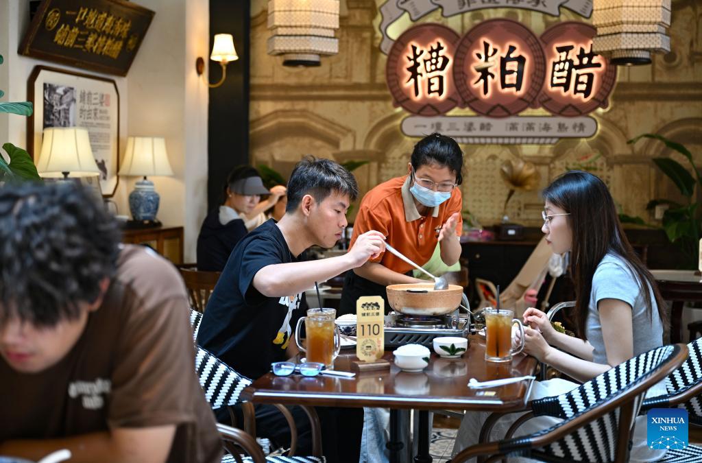 Dikombinasikan dengan Produksi Modern,  industri Cuka Zaopo dari Hainan Mengalami Pertumbuhan