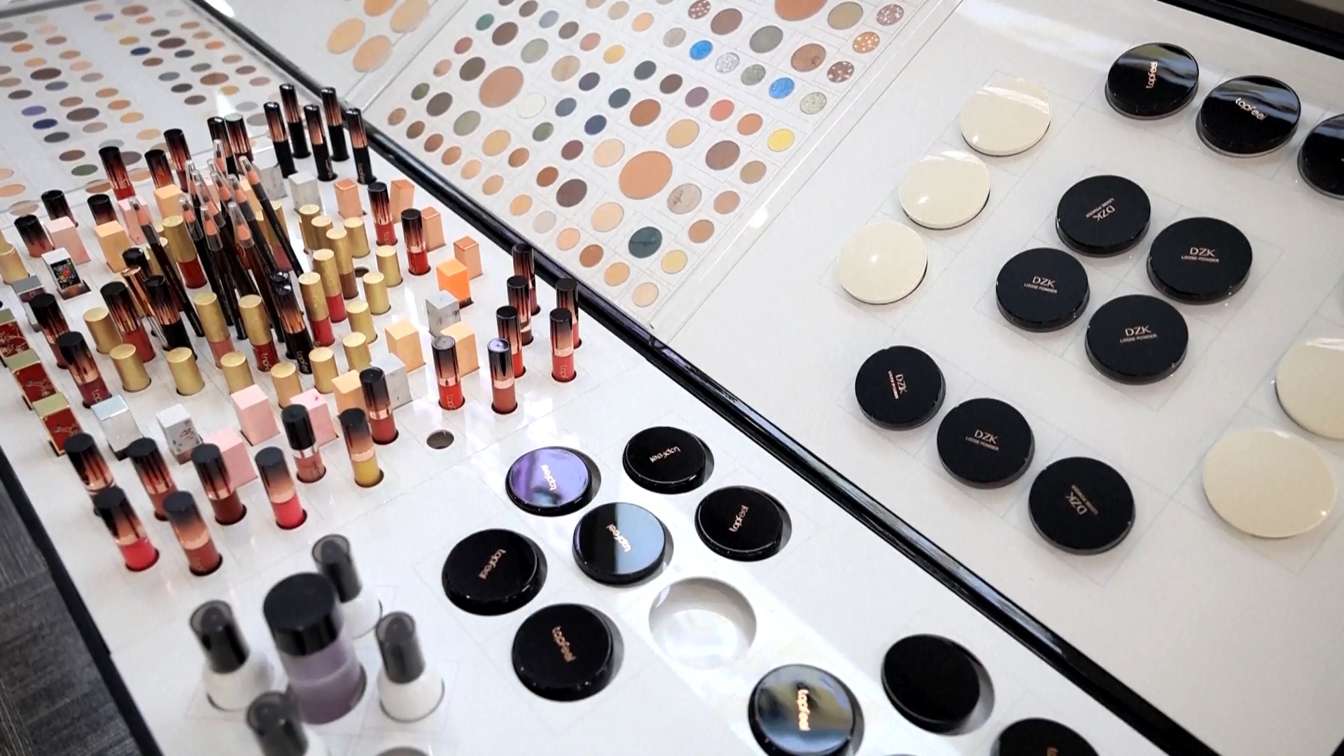 Kosmetik Tiongkok bersaing di pasar global