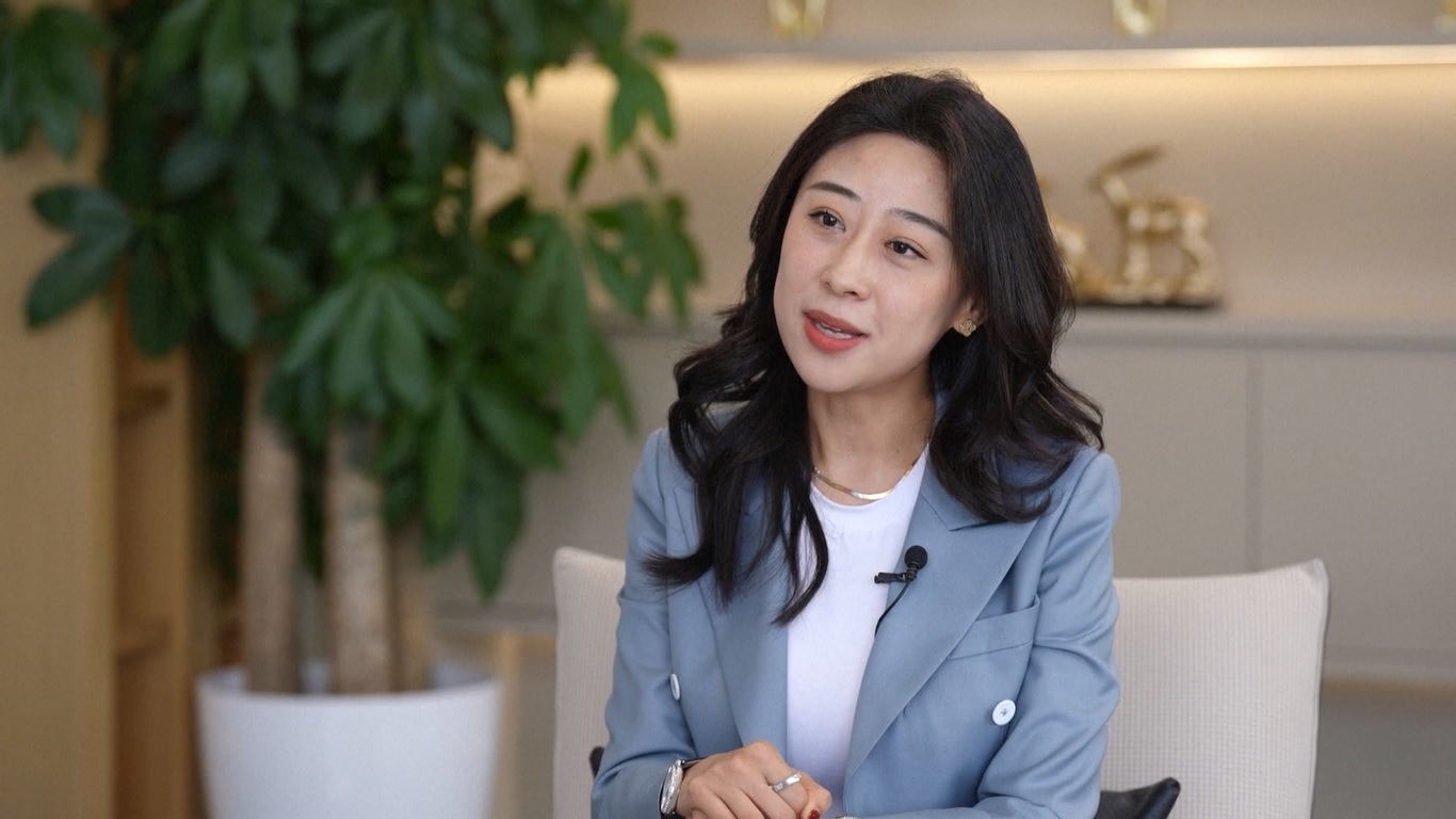 Jia Lu telah berinvestasi di film-film yang secara kolektif telah mengumpulkan 70 miliar yuan (sekitar 156 triliun rupiah) di box office