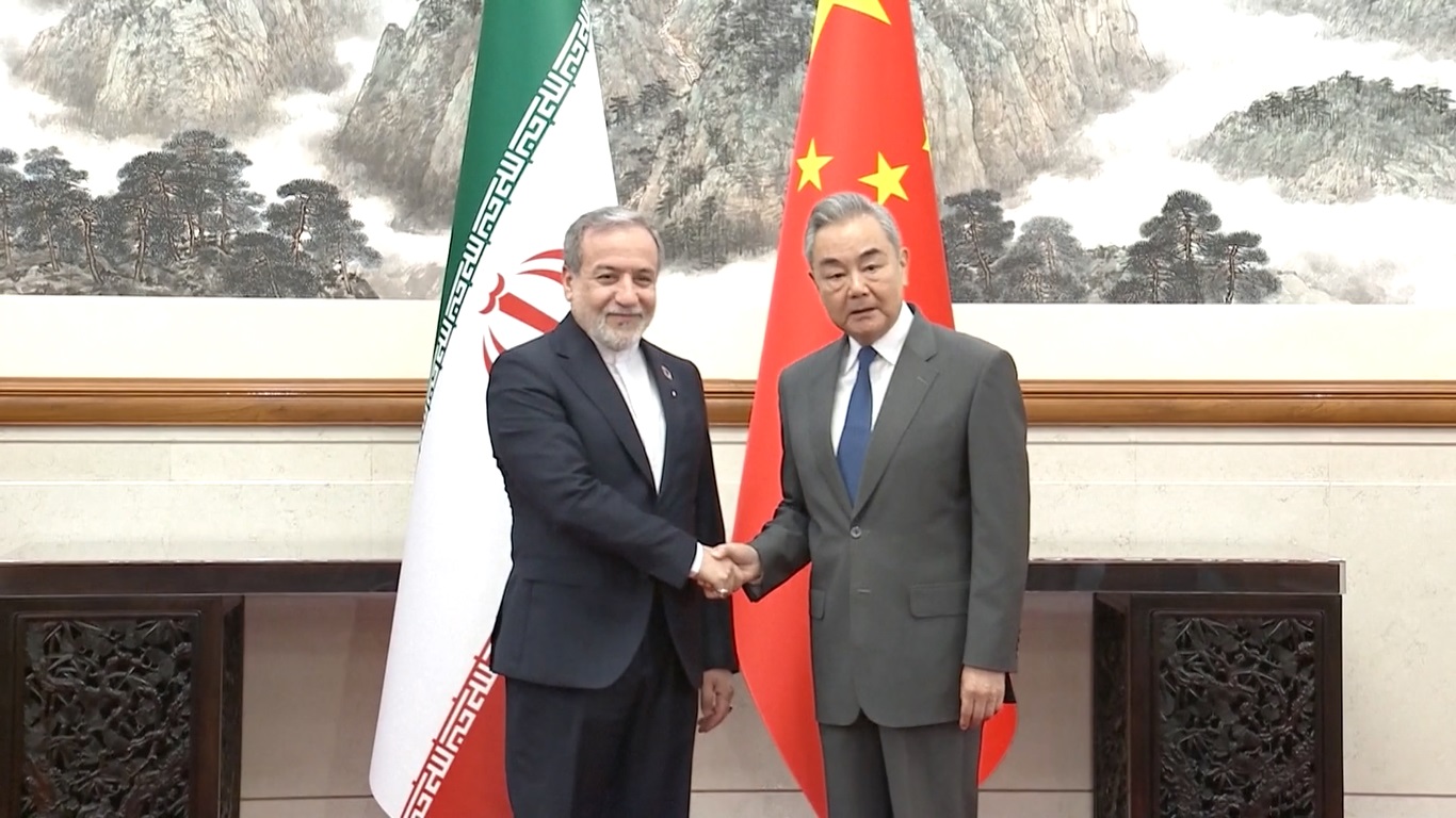 Tiongkok Dorong Iran dan AS untuk Kembali ke MoU Islamabad