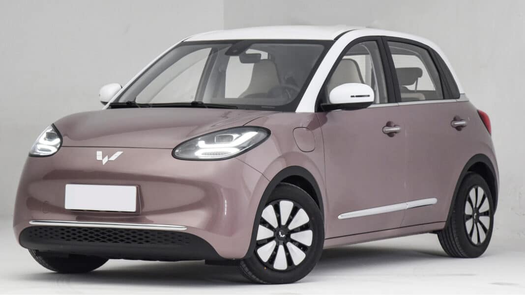 Bingo adalah mobil listrik perkotaan yang sedikit lebih besar dibanding Wuling Air ev