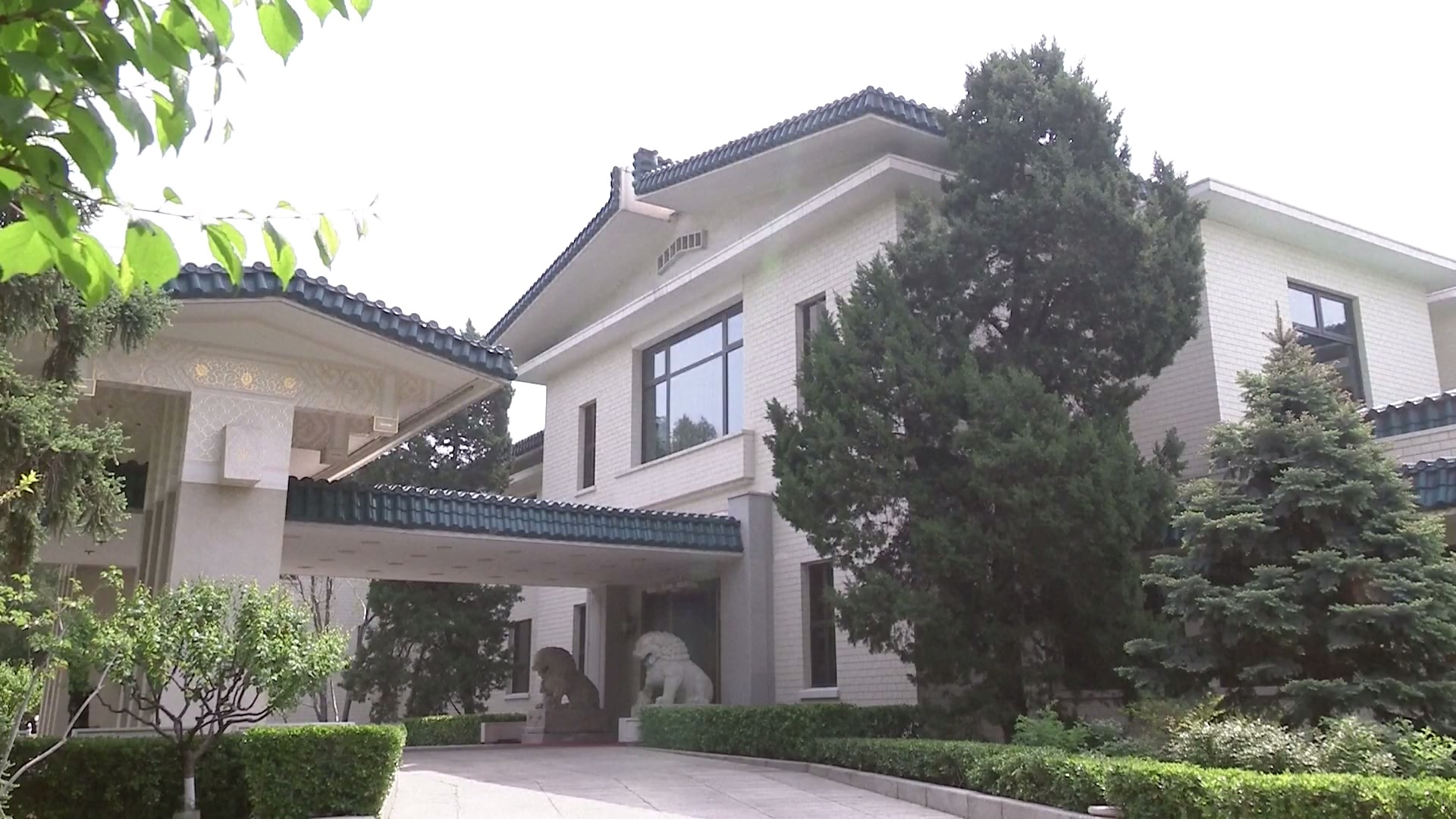 Menteri Luar Negeri Tiongkok Wang Yi mengadakan pembicaraan dengan Menteri Luar Negeri Malaysia Dato' Seri Utama Haji Mohamad bin Haji Hasan