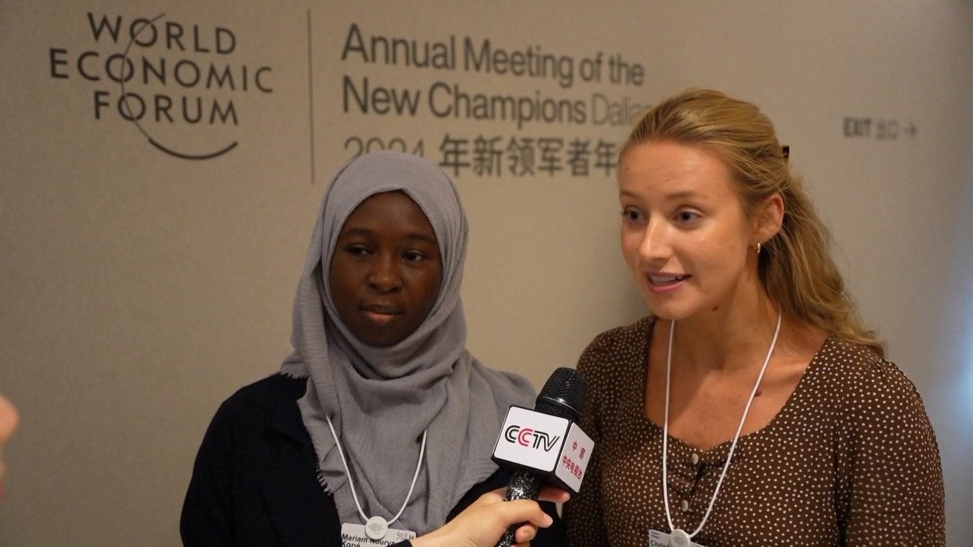 Dikenal juga sebagai Pertemuan Tahunan Forum Ekonomi Dunia ke-15 para Juara Baru