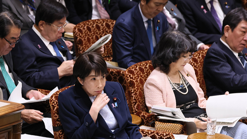 Jepang Pertimbangkan Perubahan Kebijakan Nuklir di Tengah Peringatan Tiongkok Mengenai &#039;Sinyal Berbahaya&#039;