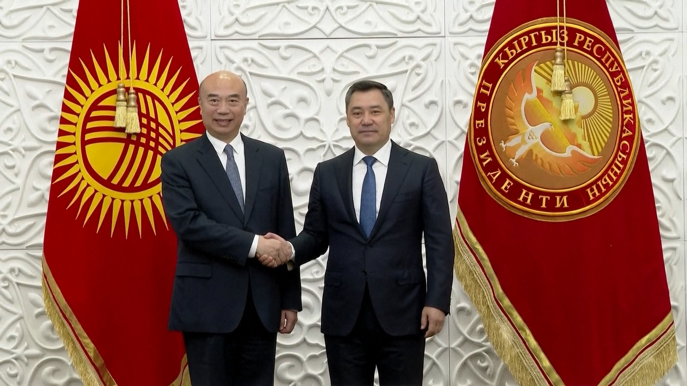 Presiden Sadyr Japarov dan Perdana Menteri Akylbek Japarov memuji pencapaian dalam pengembangan hubungan Kirgistan-Tiongkok