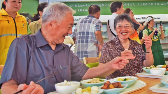 laporan statistik perkembangan kesehatan Tiongkok pada tahun 2023 menyebut