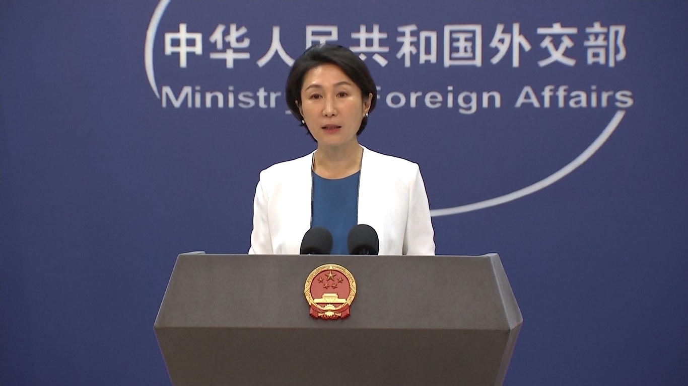 Mao menyampaikan pernyataan tersebut pada konferensi pers reguler di Beijing saat kapsul yang kembali mendarat tepat di area yang ditentukan pada hari Selasa (25/6) pukul 14:07