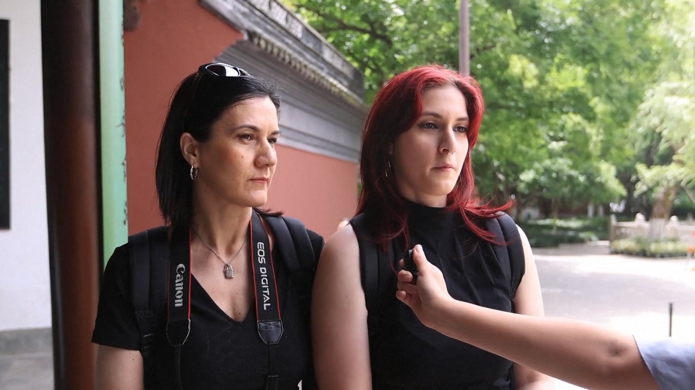 Peningkatan jumlah wisatawan asing juga berkontribusi terhadap semakin populernya pariwisata domestik di Zhejiang