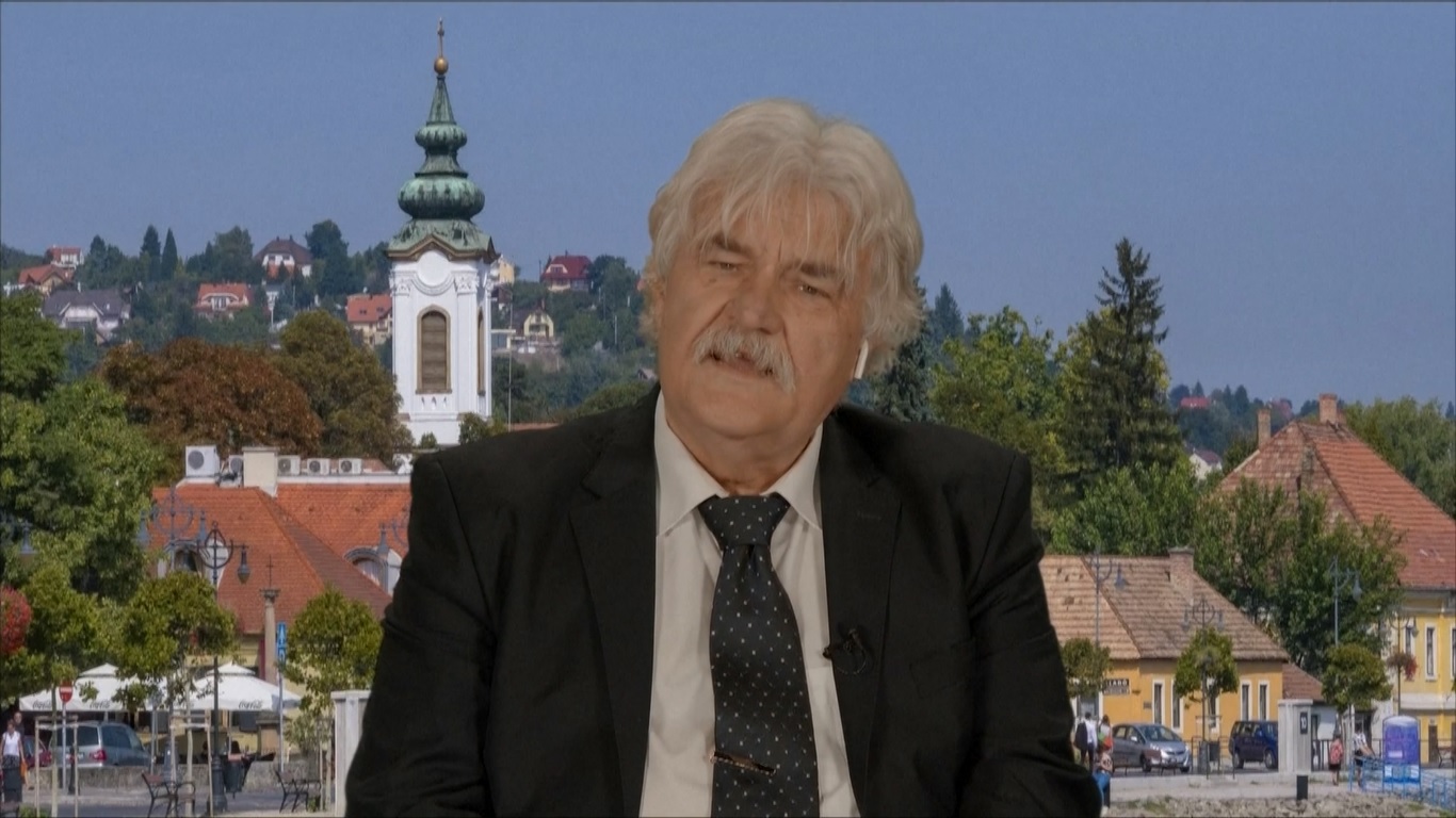 Istvan merefleksikan beberapa kunjungannya ke Tiongkok