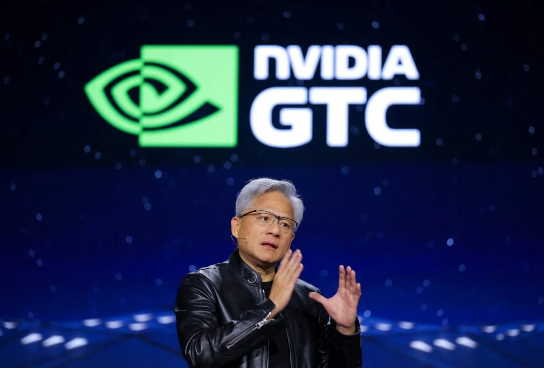 CEO Nvidia,Jensen Huang : Nvidia Kembali Produksi Chip AI untuk Tiongkok