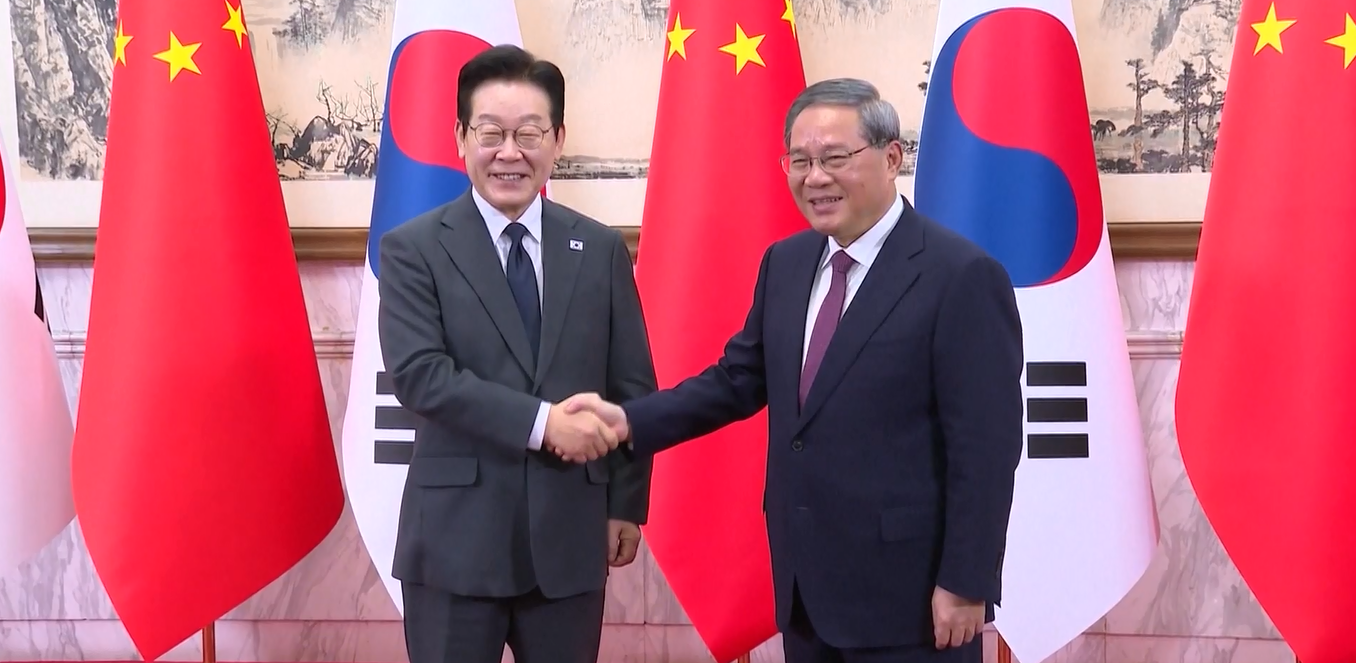 PM Tiongkok Bertemu dengan Presiden Korea Selatan untuk Bahas Peningkatan Kerja Sama yang saling Menguntungkan
