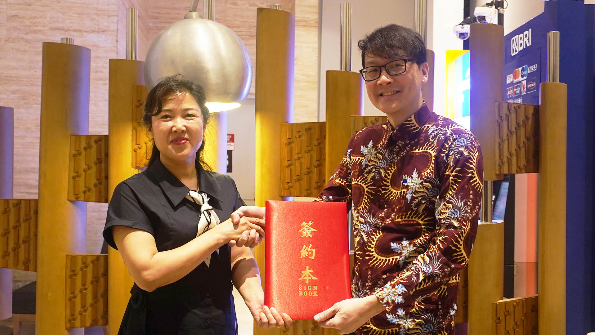 Asosiasi Mesin Pengemasan Kabupaten Dongguang Menandatangani Perjanjian Kerja Sama Pemberitaan dengan Andy Qiu