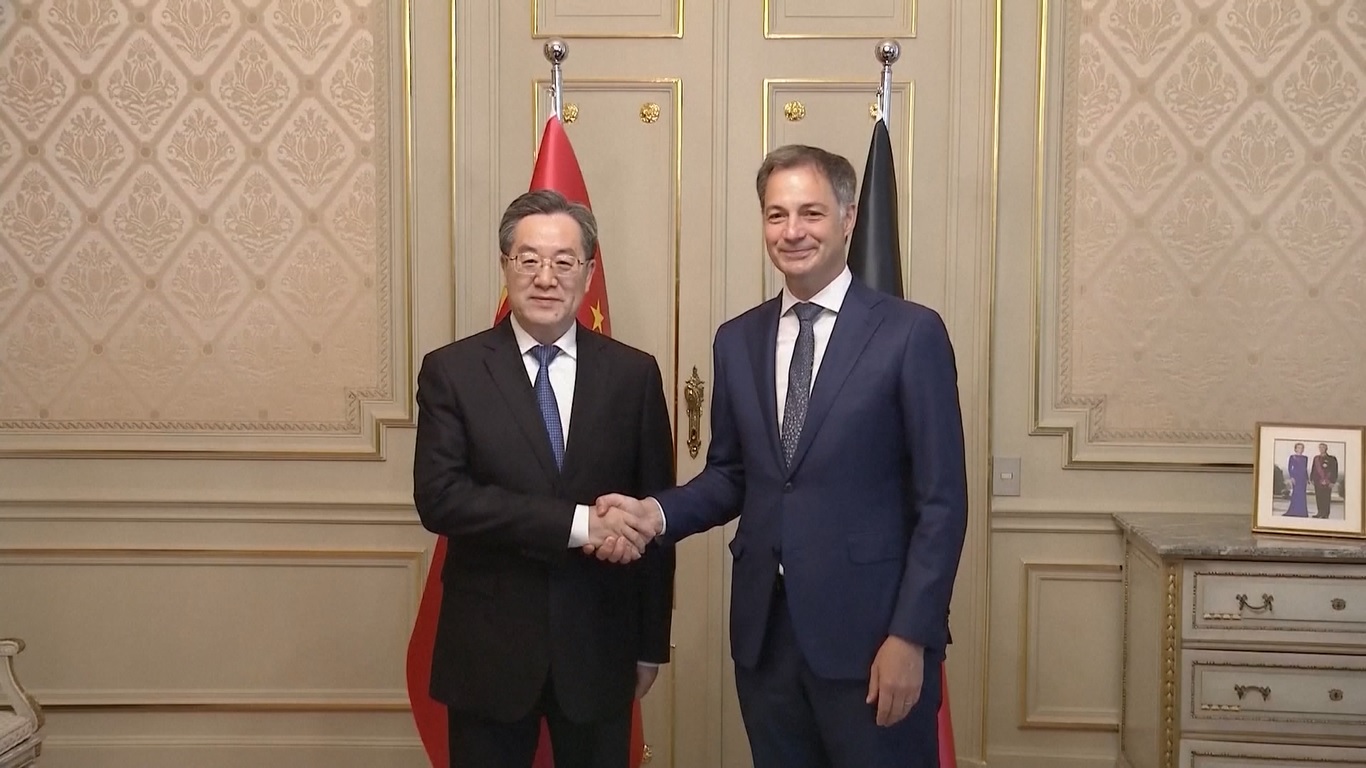 De Croo menekankan bahwa Belgia menghargai hubungannya dengan Tiongkok dan berpegang pada prinsip Satu Tiongkok