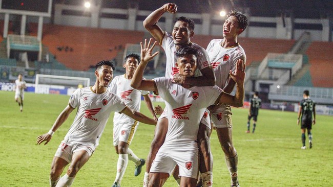 AFC secara resmi mengumumkan Indonesia mendapatkan jatah tiga slot untuk berlaga di kompetisi Liga Champions Asia dan AFC Cup musim depan