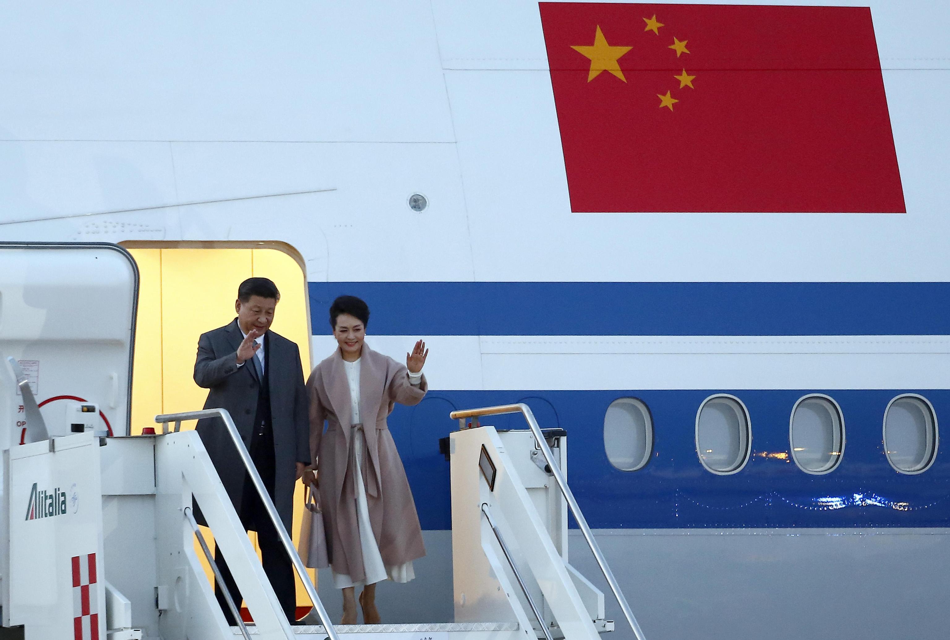 Presiden RRT Xi Jinping kembali ke tanah air setelah menghadiri KTT ke-17 G20