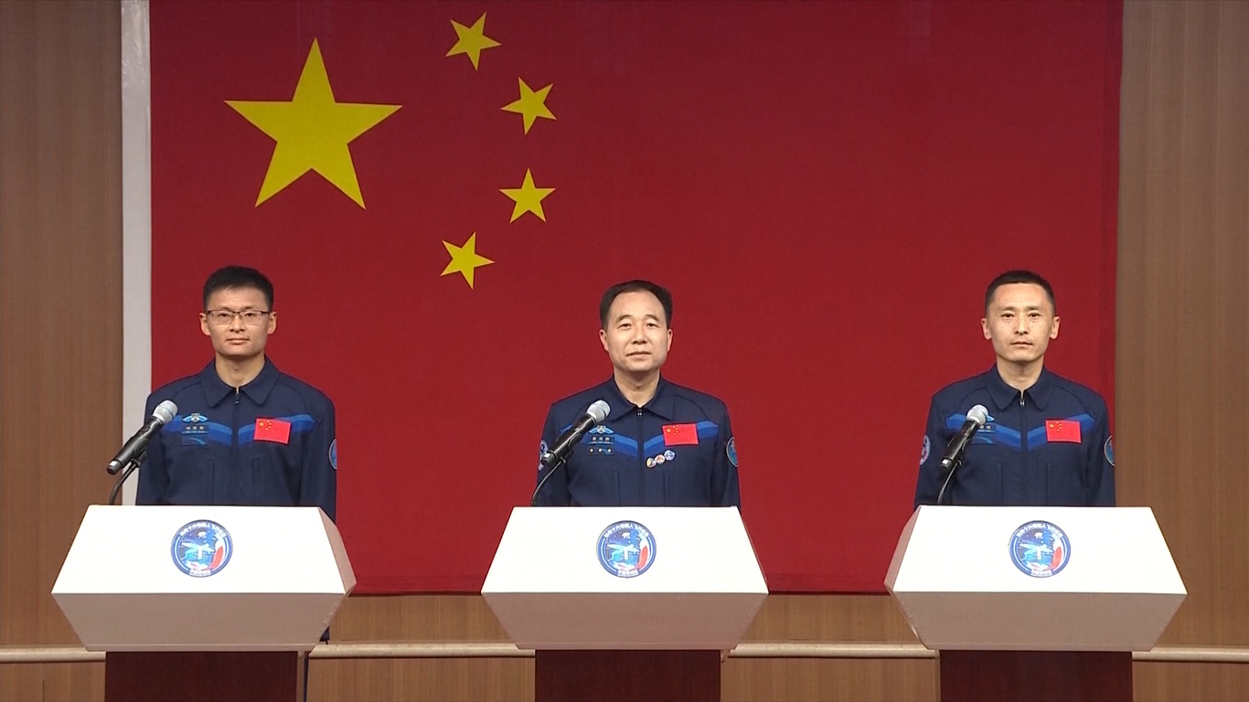 Misi tersebut akan dipimpin oleh astronot berpengalaman Jing Haipeng
