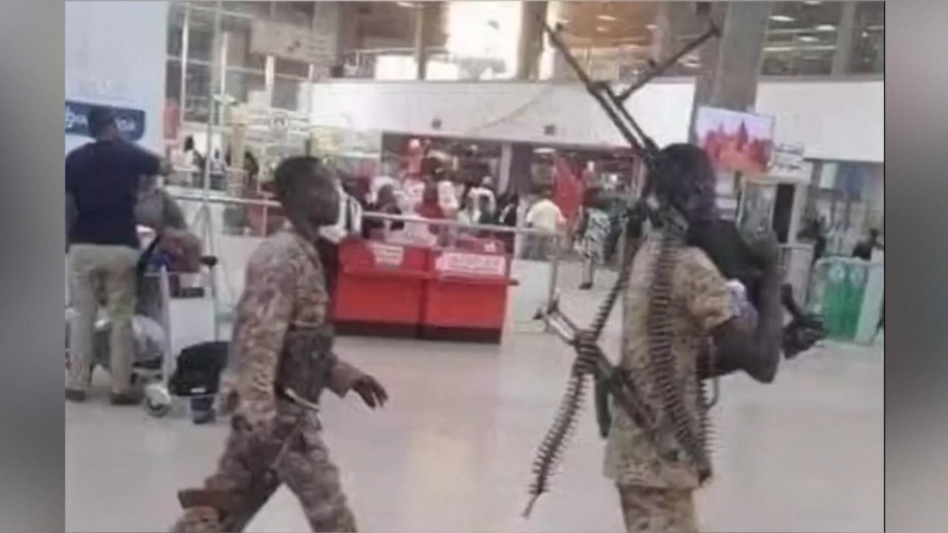 WHO mendesak semua pihak untuk menghormati netralitas perawatan kesehatan dan memastikan akses tak terbatas ke fasilitas kesehatan bagi mereka yang terluka selama konflik