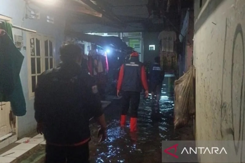 Total terdapat 24 Rukun Tetangga (RT) Jakarta terdampak banjir