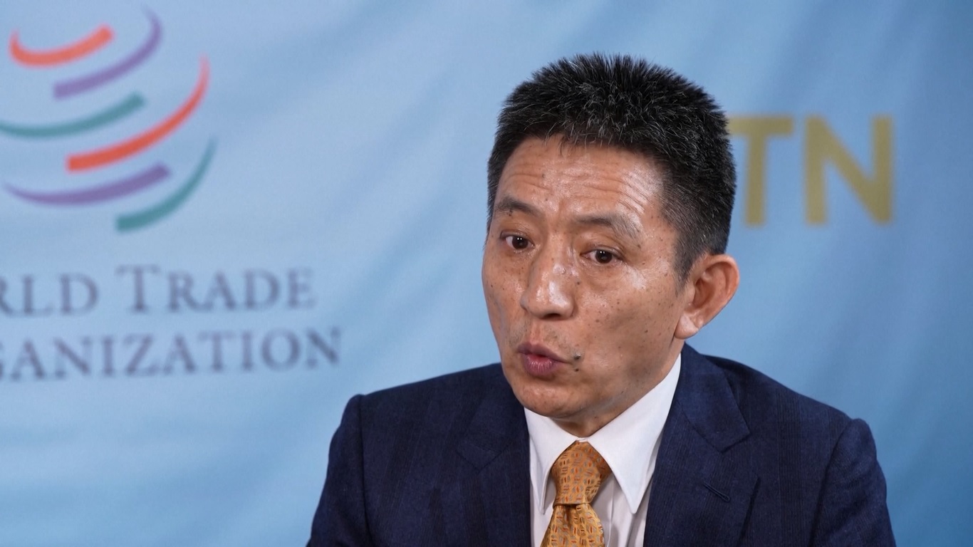 Li juga mengatakan bahwa aturan-aturan di bawah kerangka kerja WTO dapat membantu Tiongkok mendapatkan dukungan secara global dan melanjutkan reformasi kelembagaan