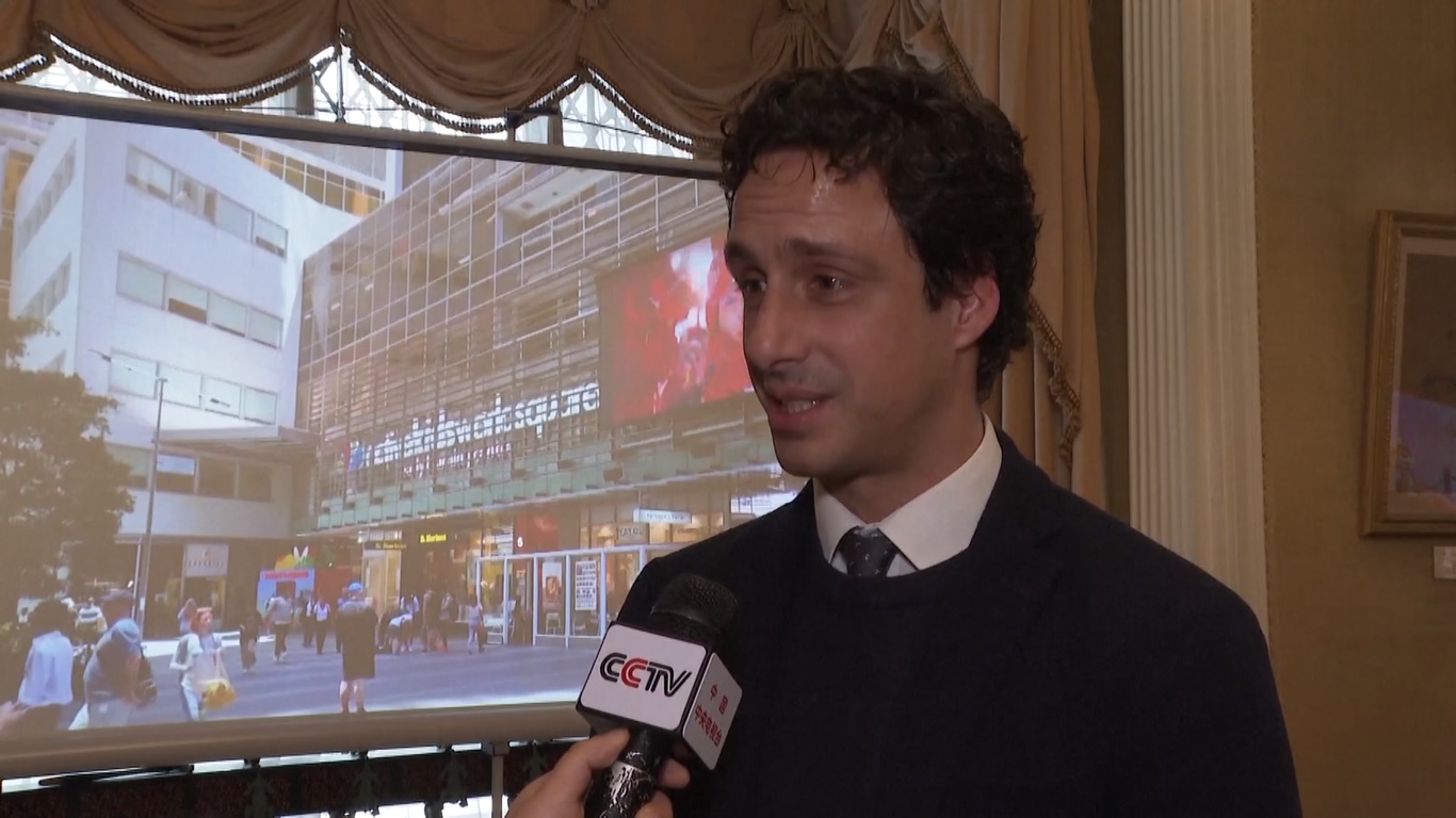 Sebanyak 20 penyelenggara acara memperkenalkan serangkaian kegiatan budaya yang dijadwalkan di banyak kota selama festival berlangsung agar ekspatriat Tiongkok dan penduduk lokal dapat menikmati pesona budaya Tiongkok