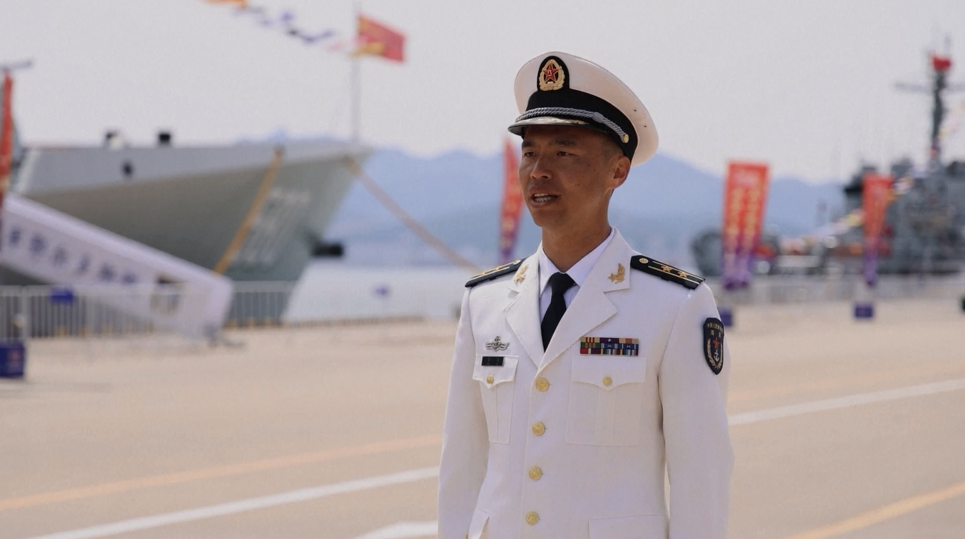 Tiongkok Peringati Ulang Tahun ke-77 Angkatan Lautnya dengan Acara Hari Terbuka