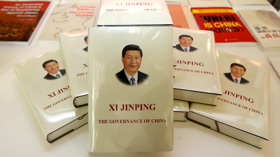 Edisi bahasa Islandia dari volume pertama Xi Jinping: Xi Jinping: The Governance of China