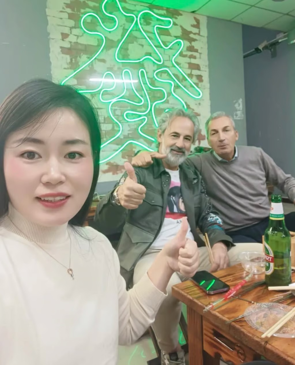 Seorang Wanita di Tiongkok Menjual Peti Mati ke Eropa, Menghasilkan Penjualan Tahunan US$6 Juta